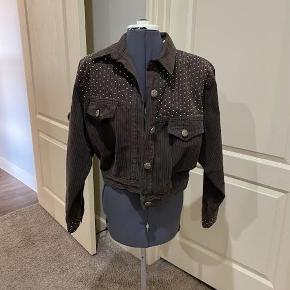 Jacket, size Large, Lorraine Wardy, brown with gold studs - Picture 3 of 4
